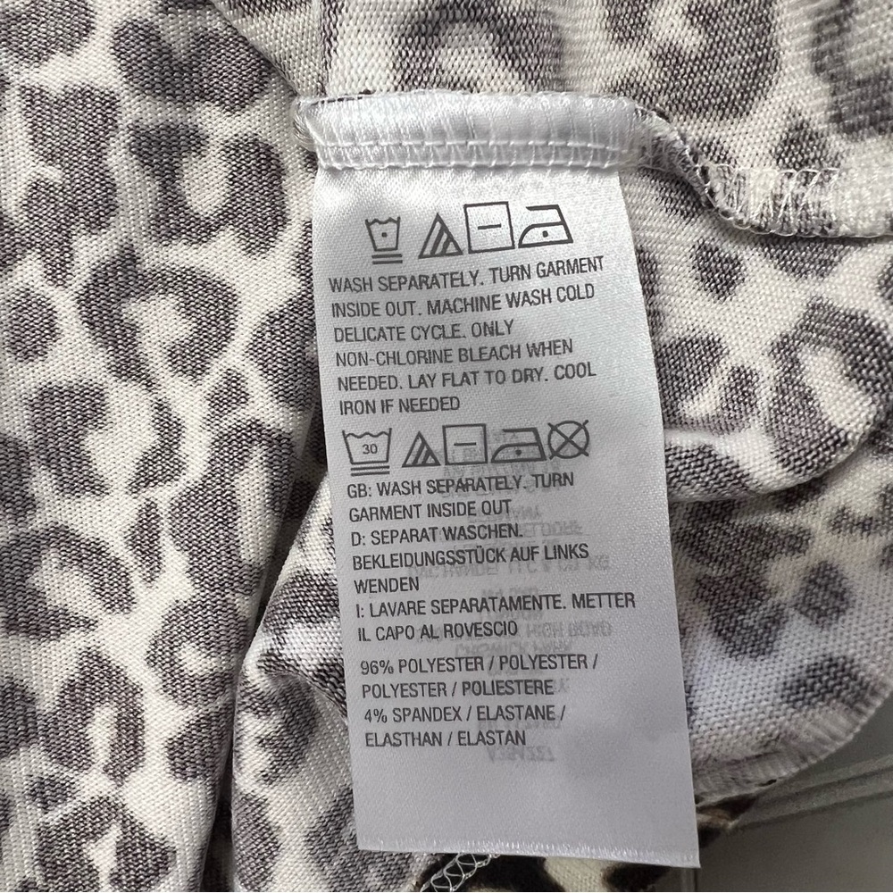 Quacker Factory Leopard Print Cardigan 3X Animal Print Button Front Stretch Top - Picture 6 of 7